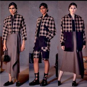 Wool brown/tan double breasted hip length coat💋